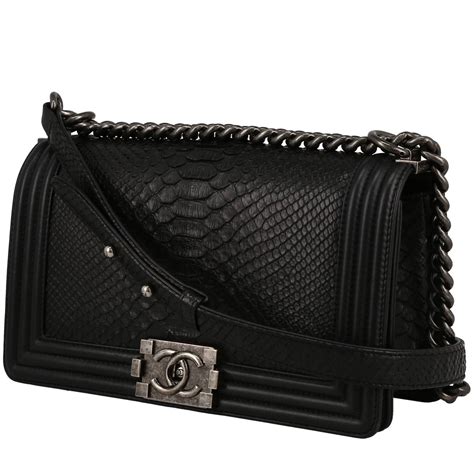 borsa tracolla chanel boy|borse chanel outlet.